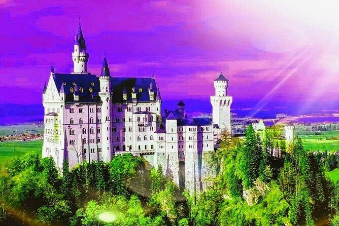 EXCLUSiVE SKIP-THE-CROWDS Neuschwanstein and Linderhof Castle Tour from Munich INCL. TICKETS - Neuschwanstein Inside: What 35 Minutes Guided Looks Like
