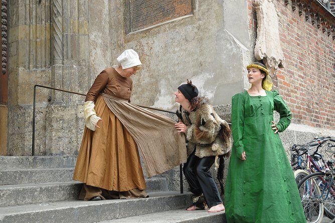 Executioners, whores, witches with drama - Starting at Karlstor: Your Easy First Landmark