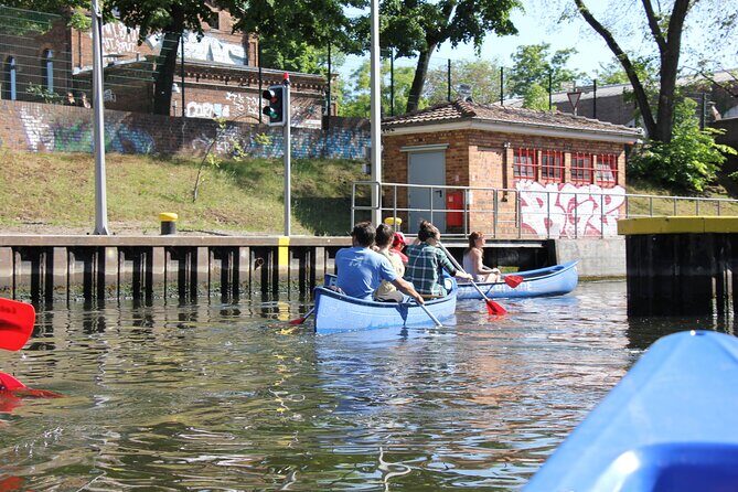 Explore Berlin by canoe - Molecule Man and the Close-Up Moment You’ll Want to Rewind