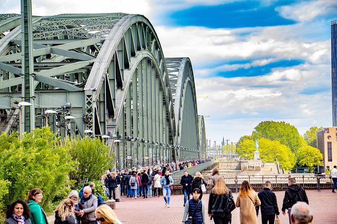 Explore Cologne in 60 minutes with a Local - Price and value: what $93.45 buys you in one hour