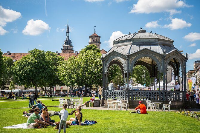 Explore Stuttgart in 60 minutes with a Local - Schlossplatz: where public life and history meet