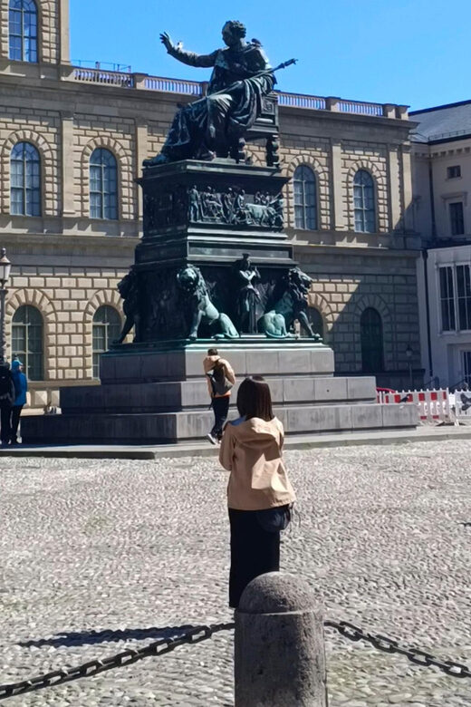 Exploring Munich by Pedicab: Premium Two Hour Tour - FAQ