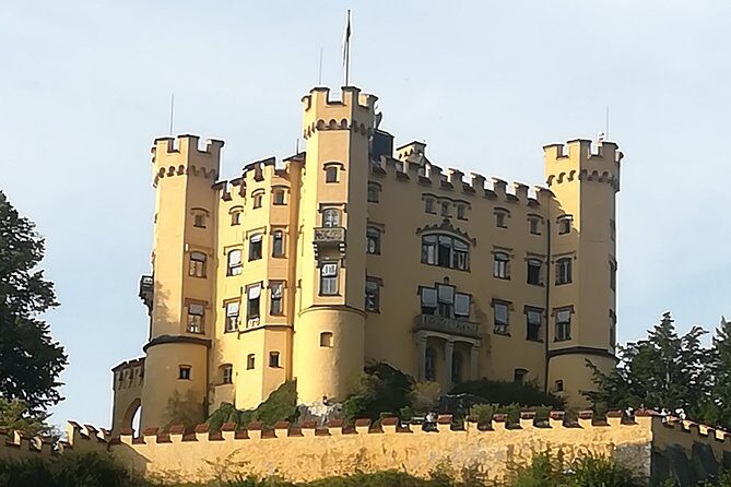 Express 6 tour from Munich to Neuschwasntein Castle - A Note on Hohenschwangau Expectations