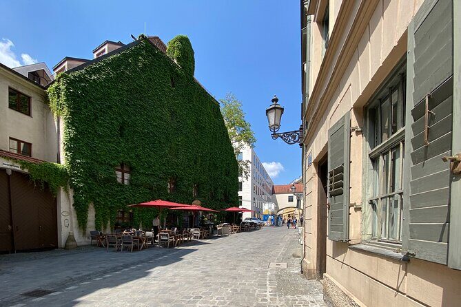 Fall in Love with Munich in a Private Old Town Walking Tour - Frauenkirche: the devil’s footprint and the wind story you can look for