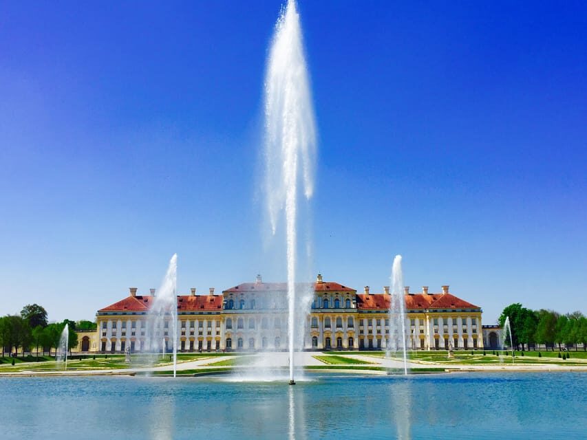 Festive Concert at Schleißheim with Residence-Soloists - Baroque Hall or open-air arcades: how to choose the right expectation