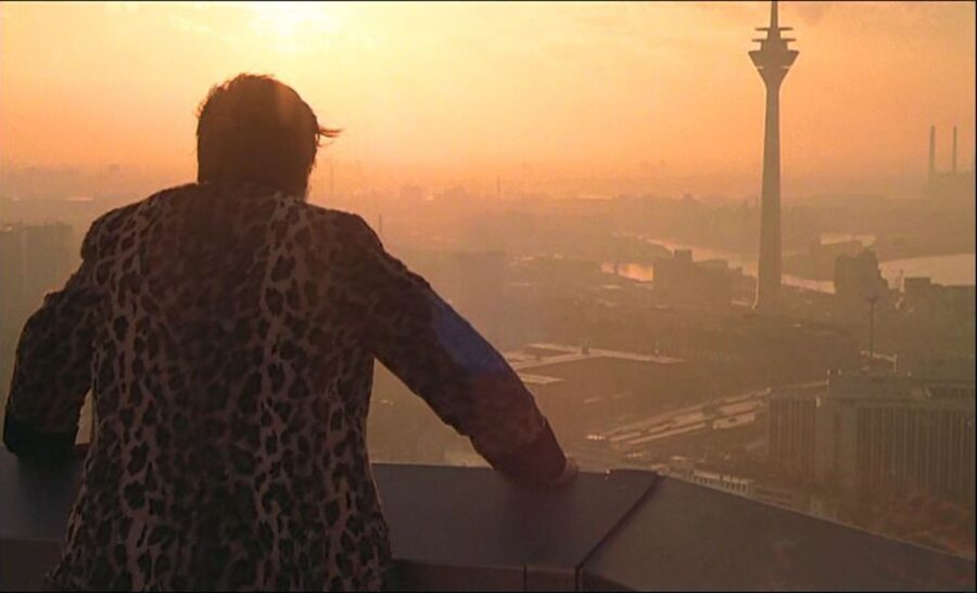 Filmtour Düsseldorf: From Hollywood to Netflix - Fassbinder and Schimanski: acting history, costumes, and the feel of built-in scenes