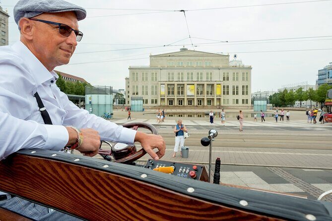 first electrical carriage in town - guided City Tours - Leipzig - Nikolaikirche: the Revolution anchor point in 5 minutes