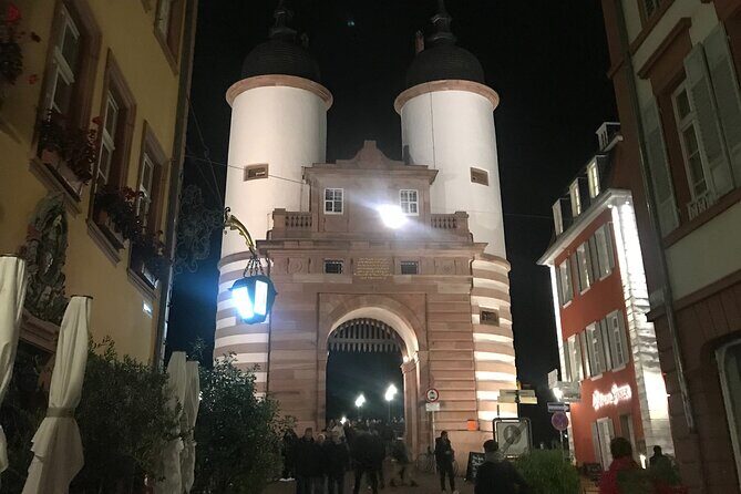Food City Tour with Heidelberg Sightseeing Highlights - Heiliggeistkirche and the Karl Theodor Bridge: where stories meet views