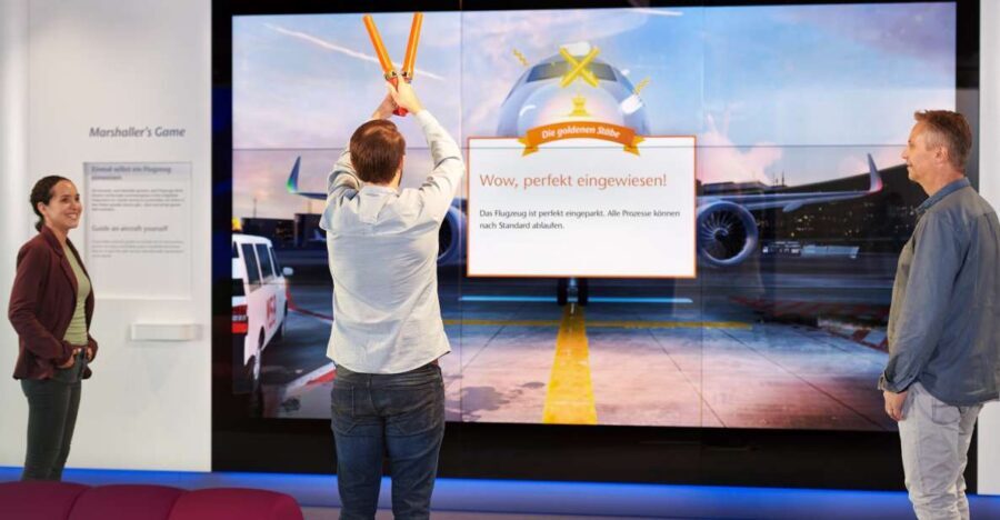 Frankfurt Airport: Fraport Visitor Center Entry Ticket - Finding it fast: Terminal 1, Departure Hall C by Gate C1