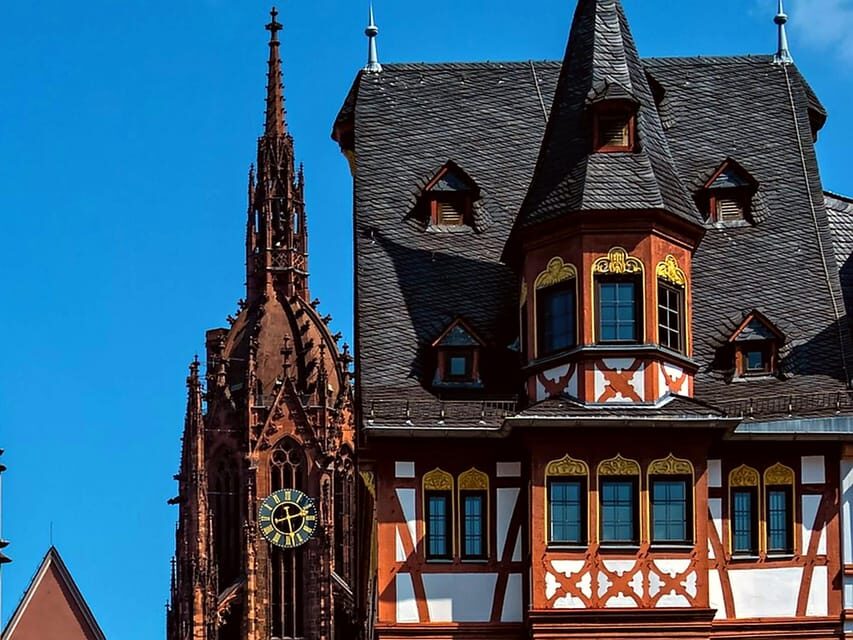 Frankfurt: Discover the heart of Frankfurt - a city tour in German - Finishing at Römerberg: why ending where you began matters