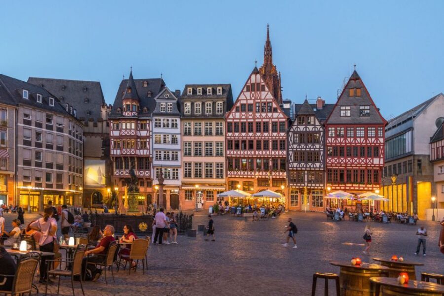 Frankfurt: Highlights and New Old Town English-Language Tour - Frankfurt Cathedral and the bigger church-and-city connection