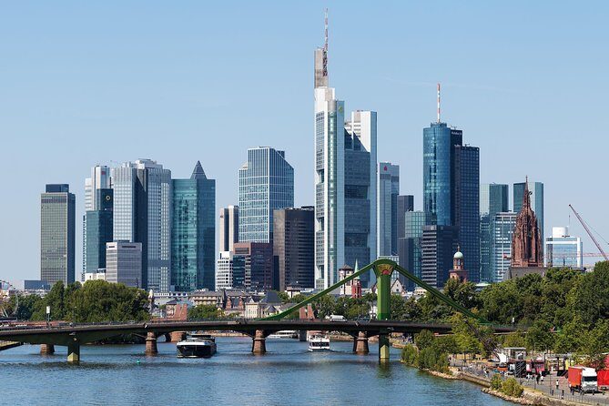 Frankfurt Impressions Express - Highlights and Hidden Gems - St. Bartholomew’s Cathedral (Dom St. Bartholomaus) in the Römer area