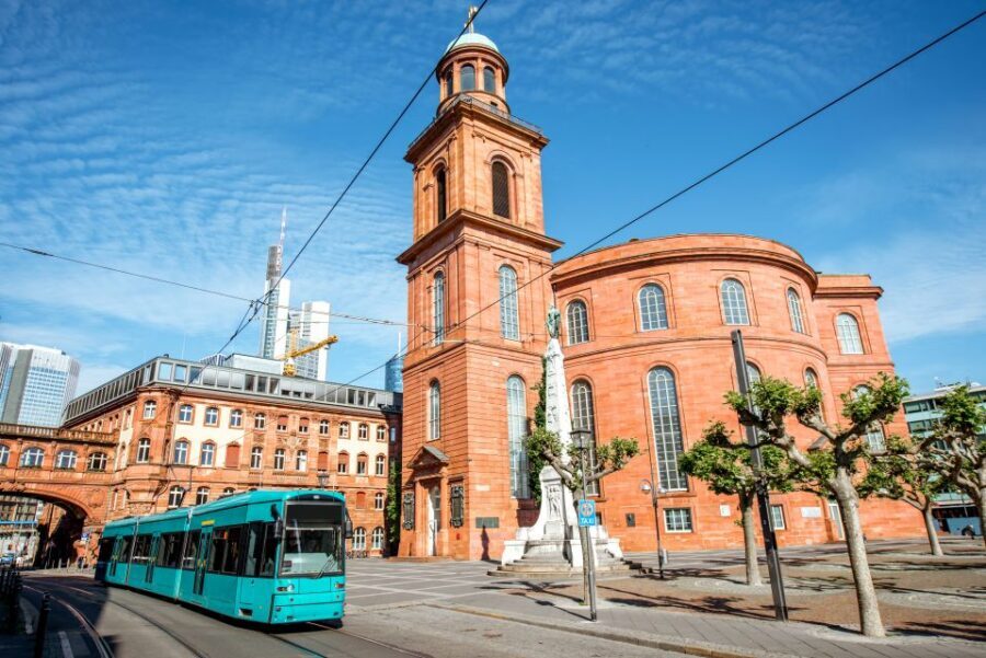 Frankfurt: Main Tower with Tickets and Guided Old Town Tour - The Cathedral Choice: What the 3-Hour Option Adds (and What It Doesn’t)