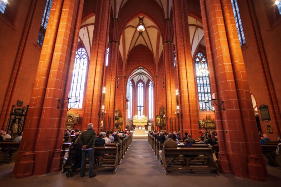 Frankfurt: Main Tower with Tickets and Guided Old Town Tour - Timing Tips That Make This Tour Easier