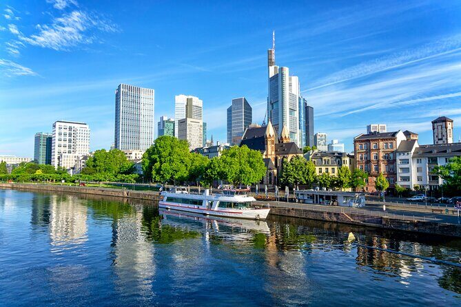Frankfurt MAIN TOWER with Tickets, Guide and Old Town Tour - Main Tower From the 55th Floor: Fast Orientation for Frankfurt