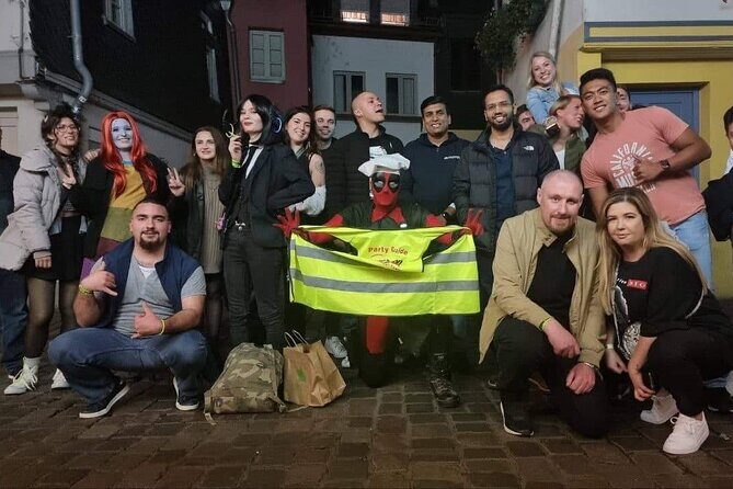 Frankfurt Night PubCrawl: 4 Venues, Welcome Shots + Club Entry - The 4-Hour Walking Flow: Night Views Without the Hustle