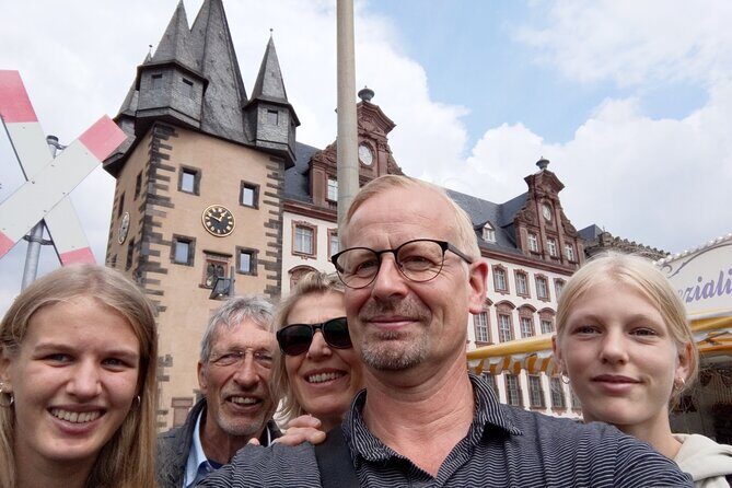 Frankfurt Old Town & Emperors: City Game & Walking Tour - Best for families, short stays, and curious adults