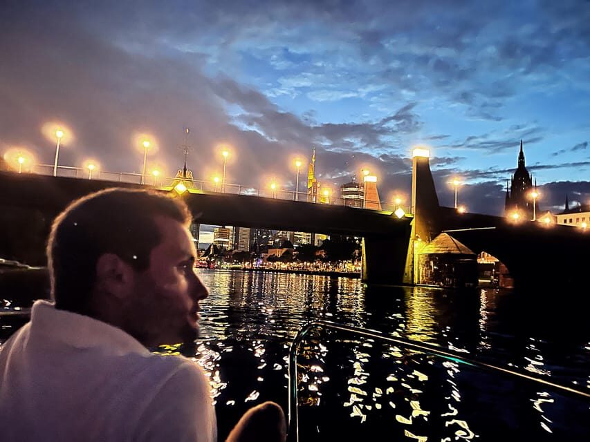 Frankfurt: Private Romantic Skyline Boat Tour - Weather, comfort, and practical tips for a smooth cruise