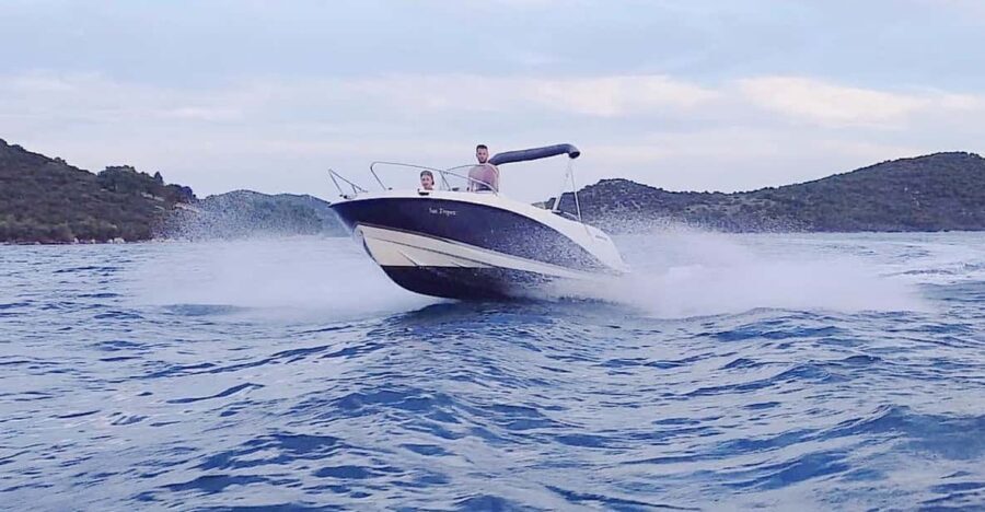 Frankfurt: Private Sport Boat Tour - Speed, Fun & Skyline - Should You Book This Frankfurt Private Speed Boat Tour?