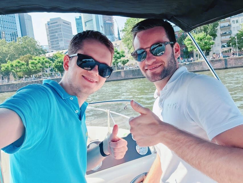 Frankfurt: Private Sport Boat Tour - Speed, Fun & Skyline - Practical Tips Before You Go