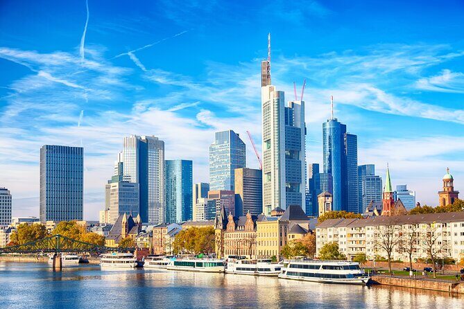 Frankfurt Private Walking Tour with Relaxing Cruise - Upriver vs Downriver: Dreikönigskirche to Städel Museum Views
