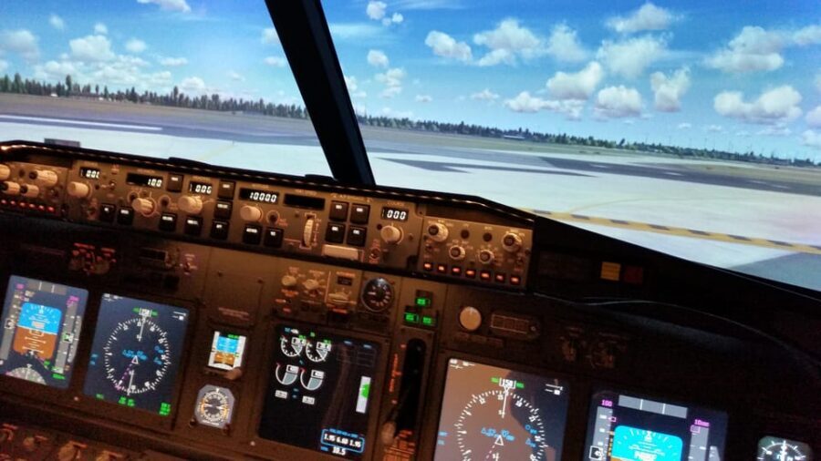 Frankfurt: "Ready for take off" - Flight Simulator B737 - After the landing: debriefing that turns thrills into takeaways