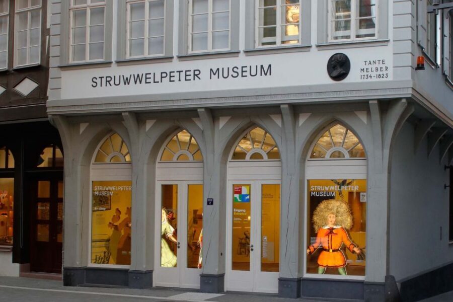 Frankfurt: Struwwelpeter Museum Entry Ticket w/Audio Guide - Heinrich Hoffmann’s life, told through books and commentary