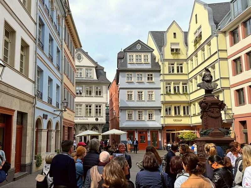 Frankfurt: Walking tour between St. Paul's Church, Main & Old Town flair in German - Why this 2-hour Old Town walk is a smart use of time