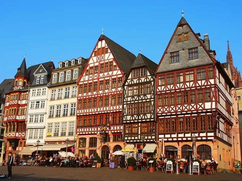 Frankfurt: Walking tour between St. Paul's Church, Main & Old Town flair in German - Getting the most from a German-only guide (without perfect German)