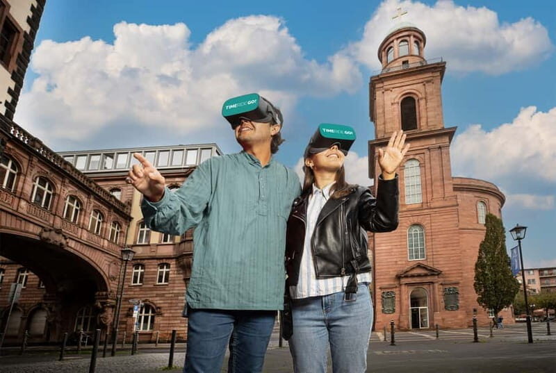 Frankfurt: Walking Tour - discover the city with VR glasses - What makes this VR walking tour special