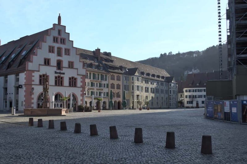 Freiburg City Tour: with visit of the Freiburg Minster - Altes Kaufhaus: a pause with a merchant-town angle