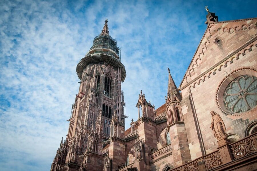 Freiburg: Express Walk with a Local in 60 minutes - Kanonenplatz: the square that helps you read Freiburg