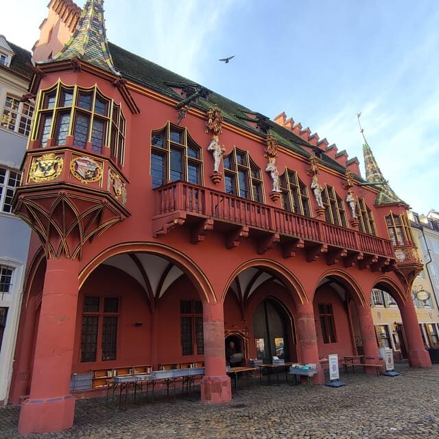 Freiburg im Breisgau: old town privat walking tour Italian - Price and Value at $53 per Person: When Private Makes Sense