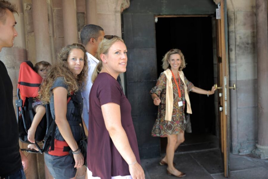 Freiburg: Tour of the city with cathedral visit - Meeting at Rathausplatz: How to start without stress