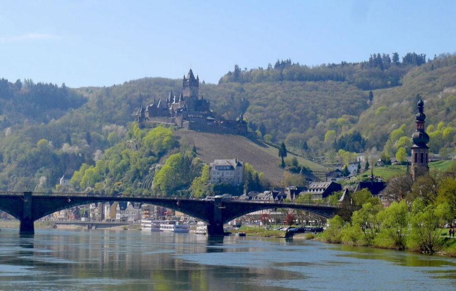 From Alken: Return Day Trip by Boat to Cochem - Cochem Old Town in 2.5 hours: market square, alleys, and half-timbered charm