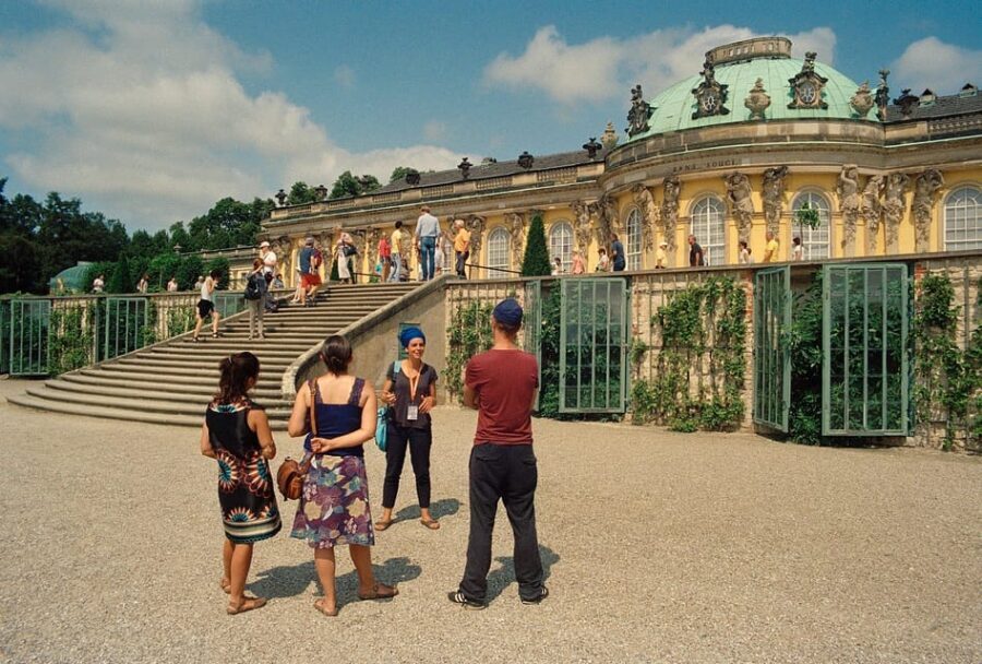 From Berlin: 6 Hour Tour to Potsdam - Cecilienhof and the Neuer Garten: walking a 1945 conference landscape