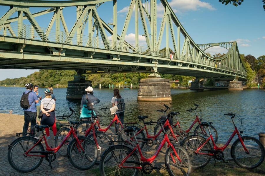 From Berlin: Gardens & Palaces of Potsdam Bike Tour - Lunch in the Dutch Quarter: Plan for Food Cost and Keep Your Energy