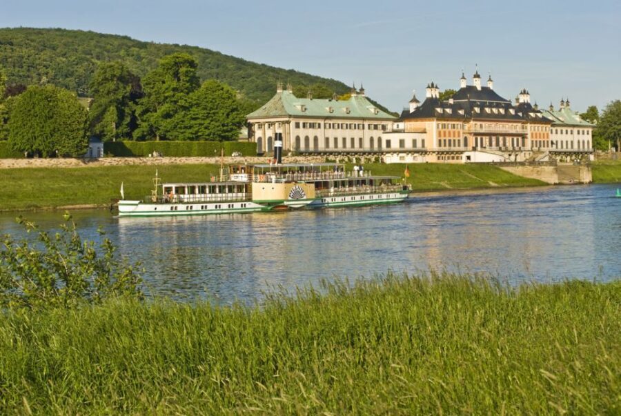 From Dresden: Saxon Switzerland & Pillnitz Castle - Bastei choice: hike the rocks or ride the bus to the top