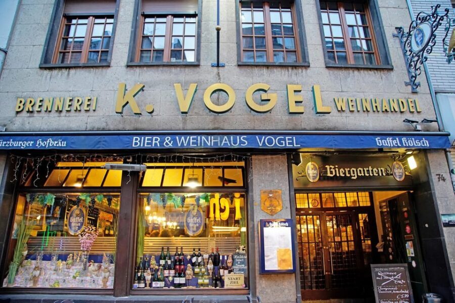 From Eigelstein to Nippes: city tour and wine hike - Eigelsteintorburg to Nippes: what this route feels like