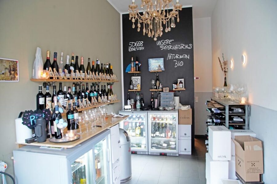 From Eigelstein to Nippes: city tour and wine hike - Price and logistics: how to make it easy on yourself