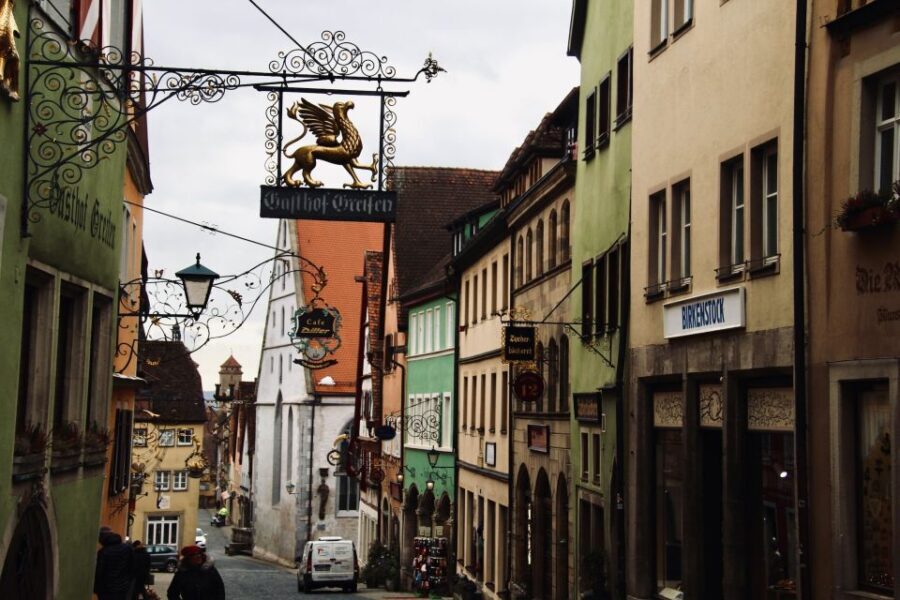 From Frankfurt: Heidelberg and Rothenburg Guided Day Trip - Castle Heidelberg: why this stop is the anchor of the whole day