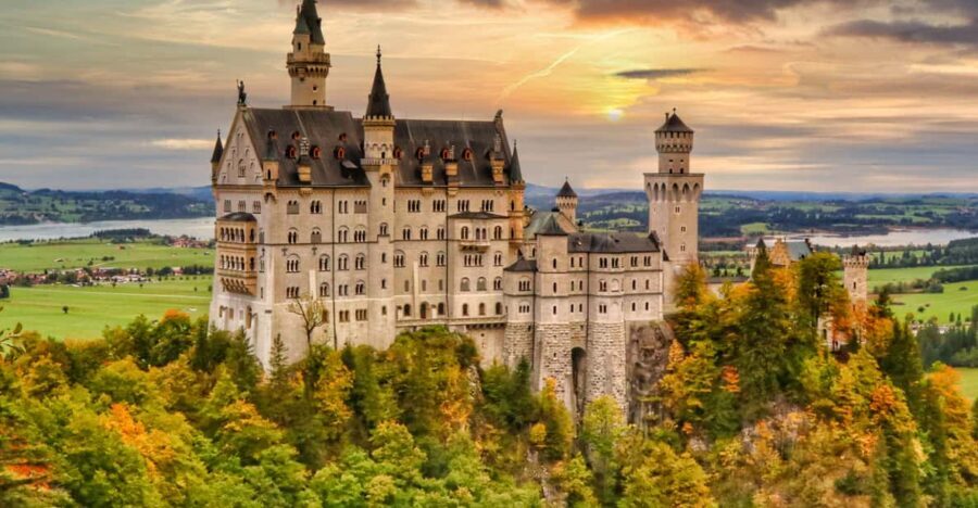 From Füssen: Neuschwanstein & Linderhof Castles Private Tour - Who this tour suits best (and who should reconsider)