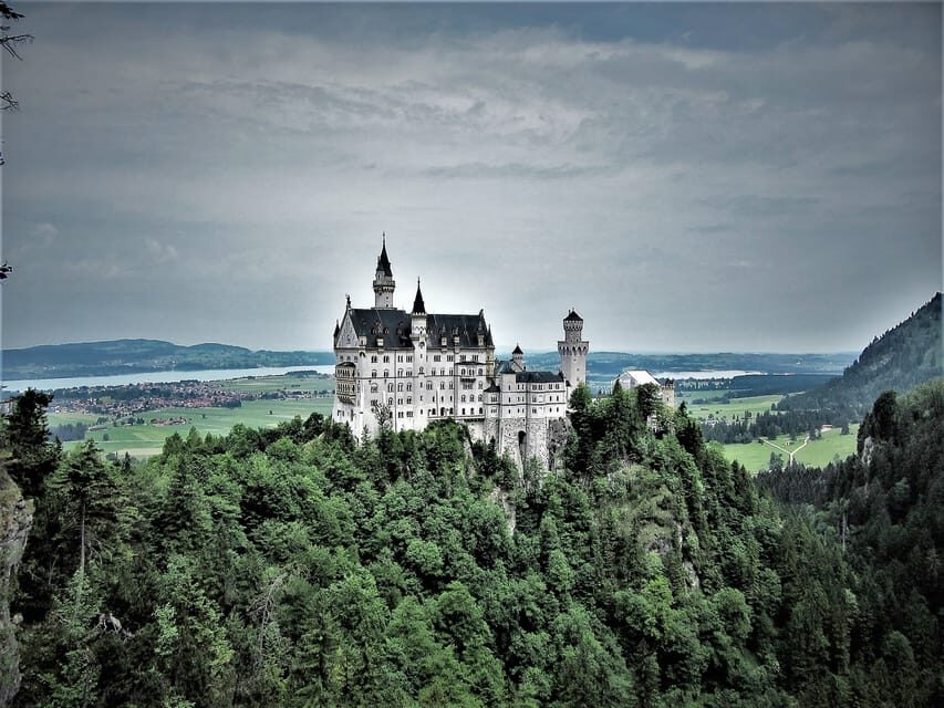 From Füssen: Neuschwanstein & Linderhof Castles Private Tour - Neuschwanstein Castle: “fairytale” outside, structured story inside