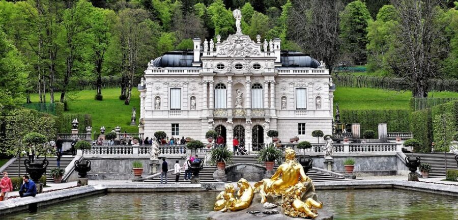 From Füssen: Neuschwanstein & Linderhof Castles Private Tour - Price and logistics: is $471 per person good value?