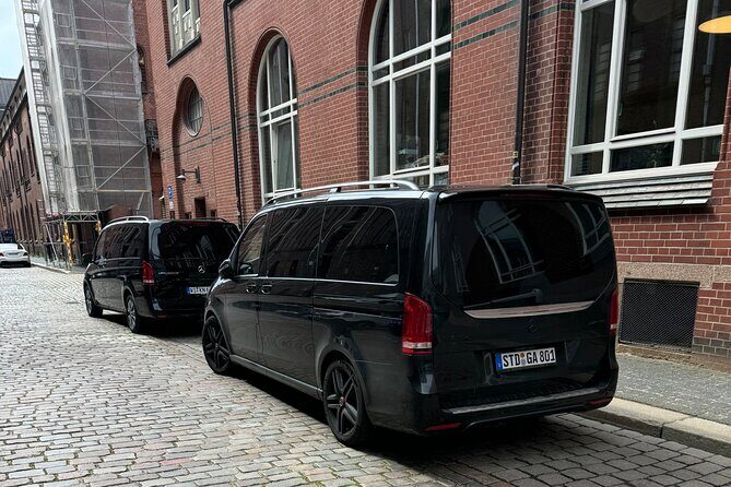 From Kiel: private Hamburg 6hour-Tour with a former Policeman - Kiel to Hamburg, without the guesswork