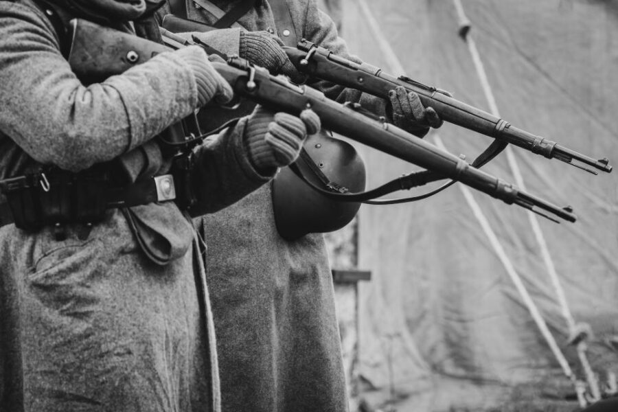 From Munich: Dachau Concentration Camp Private Tour by Car - The documentary screening: what changes with the 6-hour option