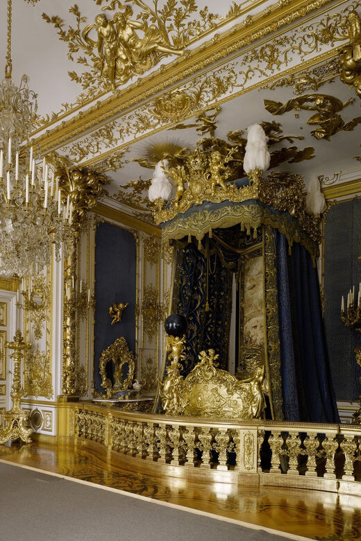 From Munich: Herrenchiemsee Palace and Boat Trip Day-Tour - Herreninsel Palace Visit: Versailles-Style, Ludwig II Weirdness Included