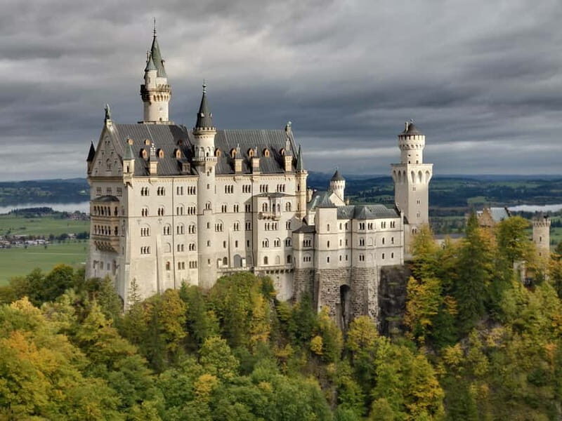 From Munich: Royal Fairytale Tour - Munich to the Bavarian Alps in One Organized Day