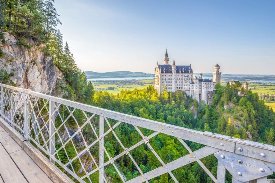 From Munich: Trip to Neuschwanstein & Linderhof in Spanish - Should You Book: My decision checklist for you