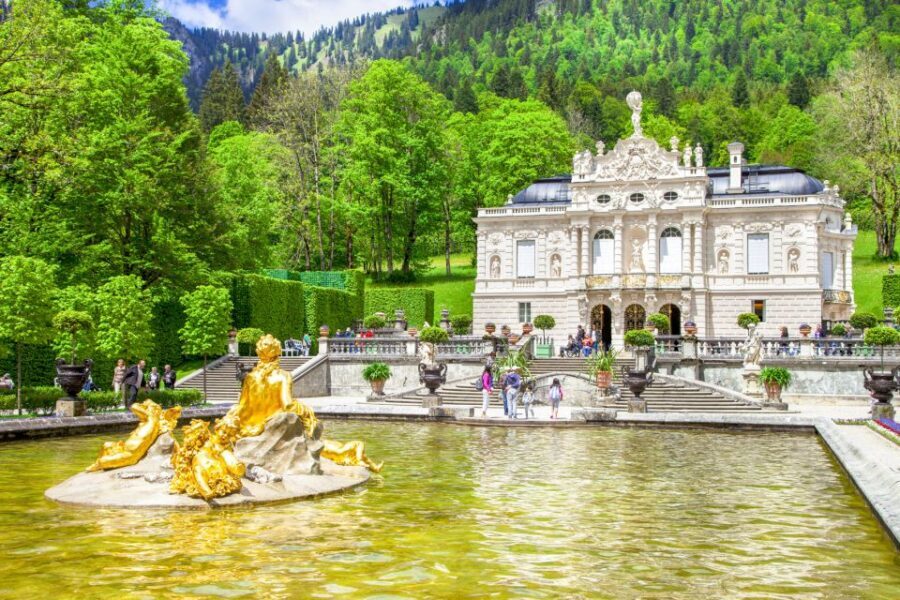 From Munich: Trip to Neuschwanstein & Linderhof in Spanish - Comfort, Food, and Practical Packing for 11 Hours
